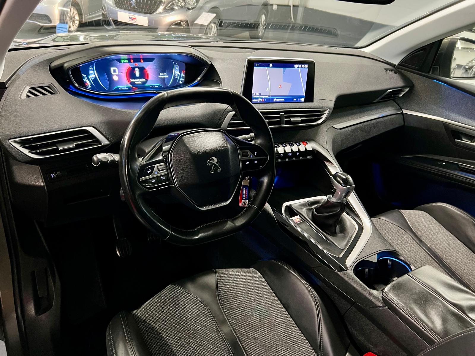 Peugeot 5008 II Allure S&S