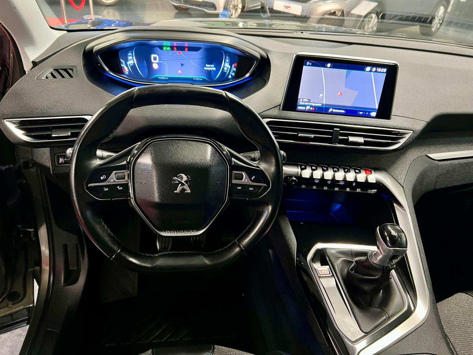 Peugeot 5008 II Allure S&S