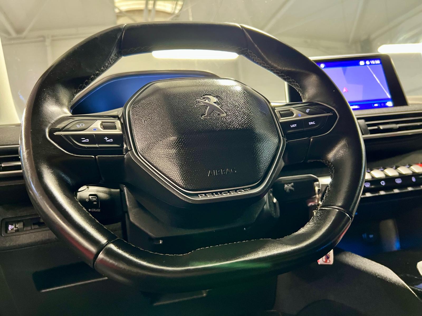 Peugeot 5008 II Allure S&S