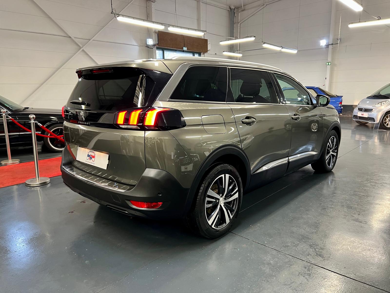 Peugeot 5008 II Allure S&S