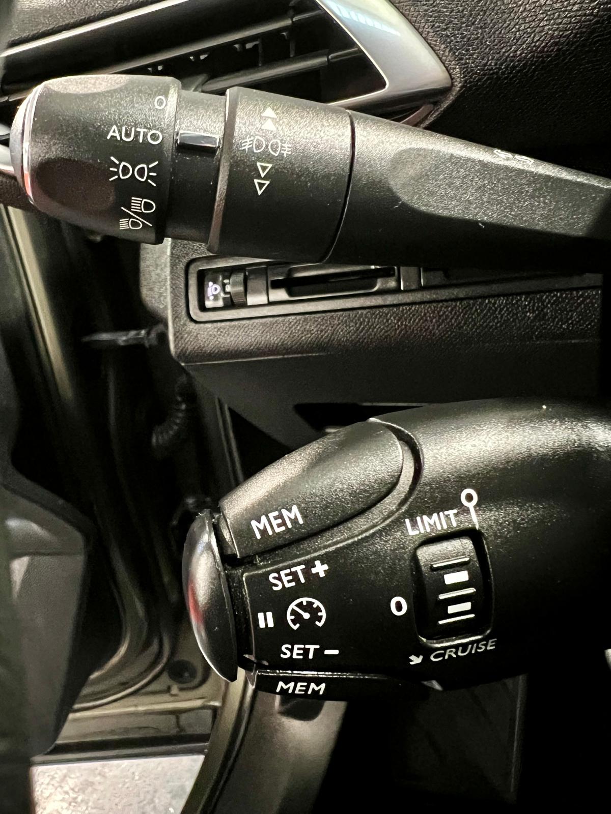 Peugeot 5008 II Allure S&S