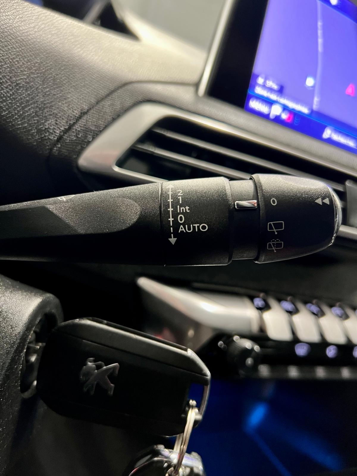 Peugeot 5008 II Allure S&S