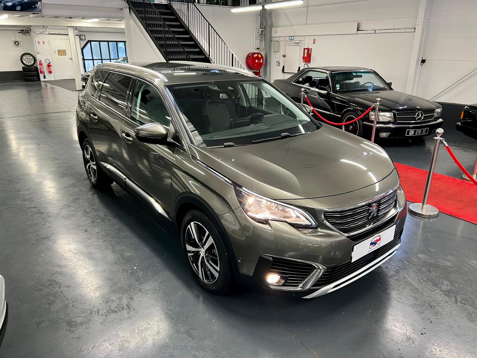 Peugeot 5008 II Allure S&S