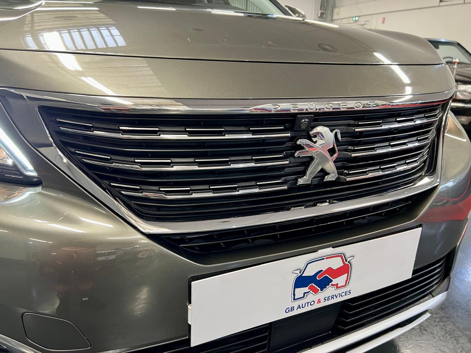 Peugeot 5008 II Allure S&S