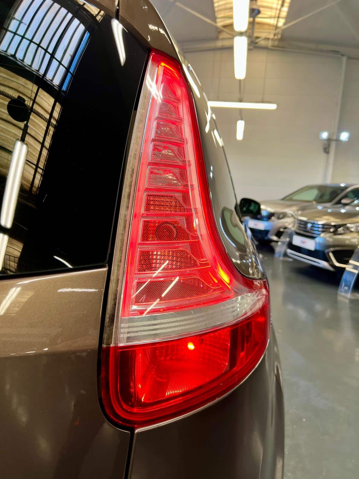 Renault Megane Grand Scenic Bose 7 Places