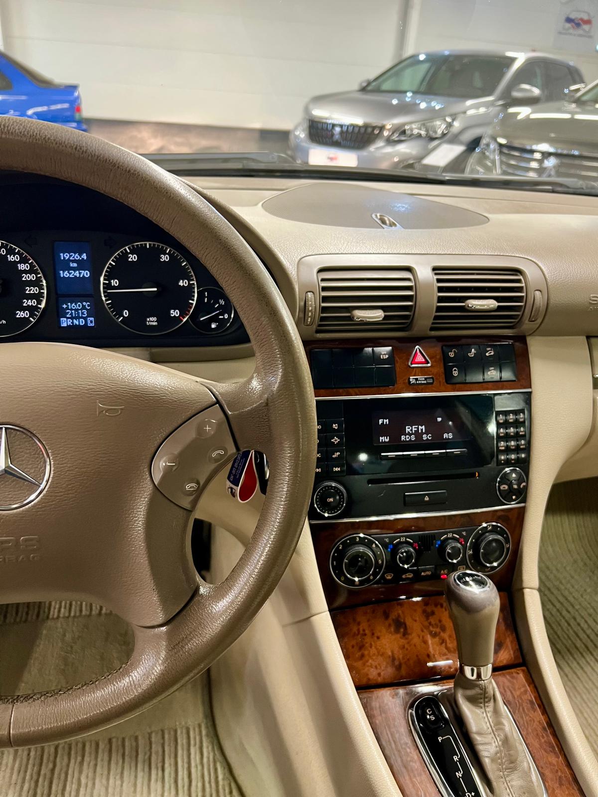 Mercedes Classe C220 Elegance BVA