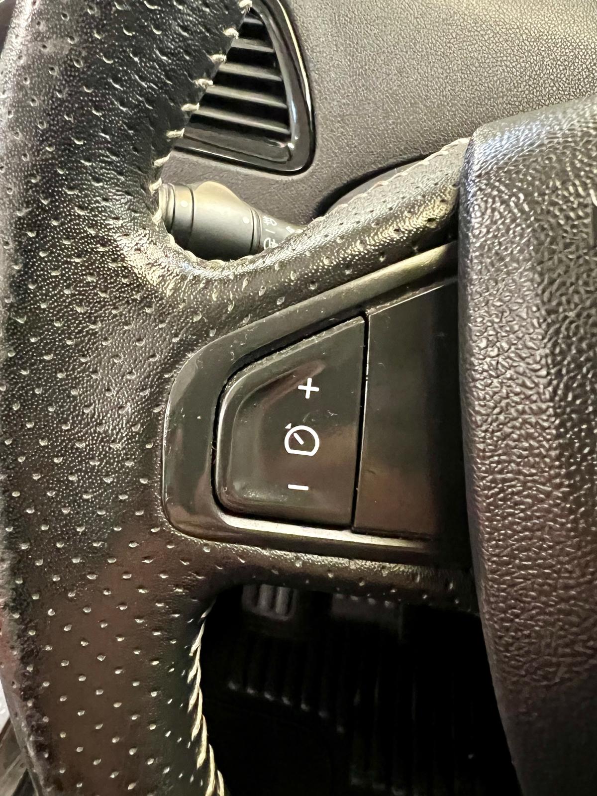 Renault Megane Grand Scenic Bose 7 Places