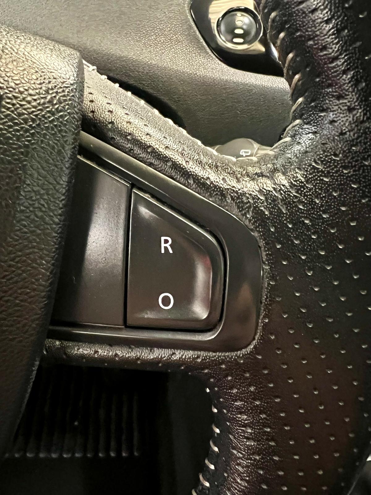 Renault Megane Grand Scenic Bose 7 Places