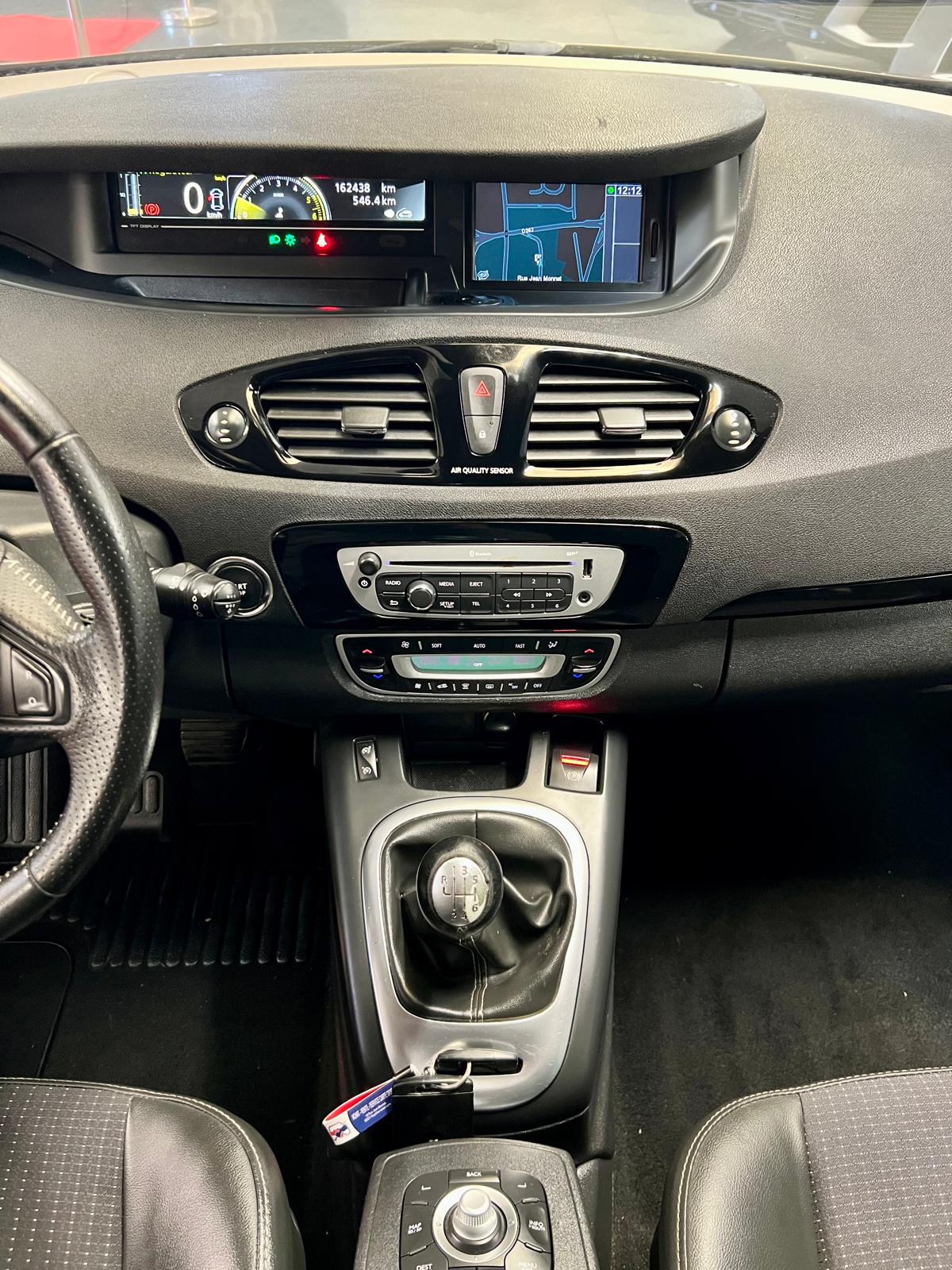 Renault Megane Grand Scenic Bose 7 Places