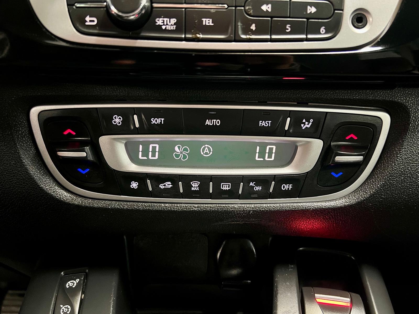 Renault Megane Grand Scenic Bose 7 Places