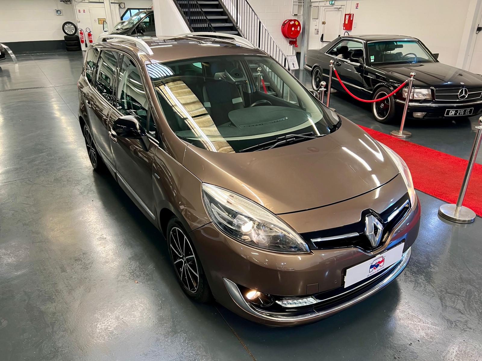 Renault Megane Grand Scenic Bose 7 Places