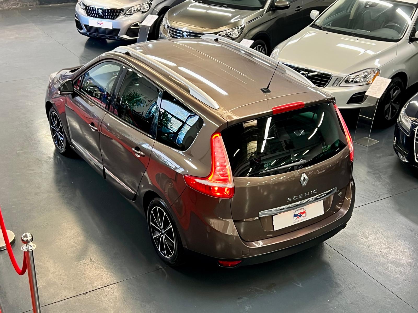 Renault Megane Grand Scenic Bose 7 Places