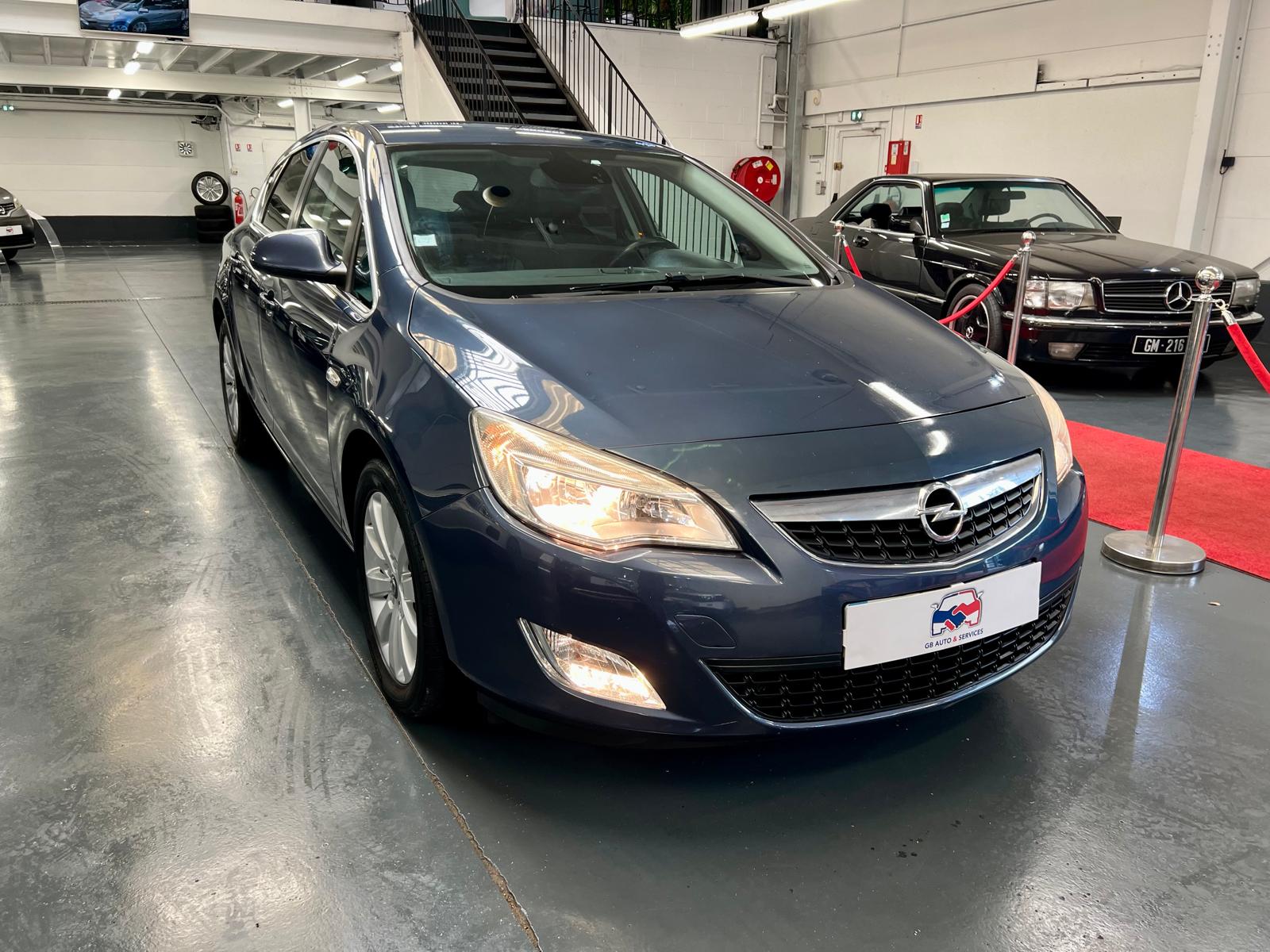 Opel Astra IV Sport