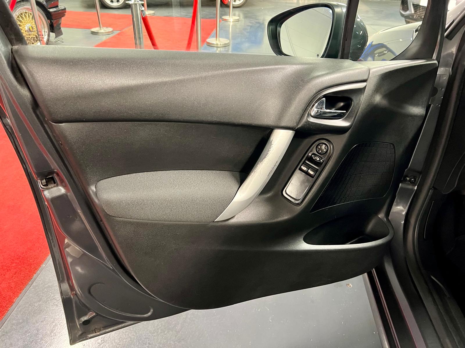 Citroën C3 II Airdream Attraction