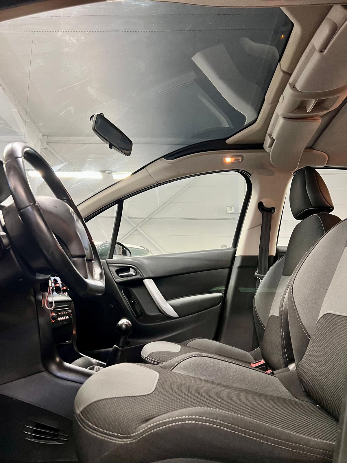 Citroën C3 II Airdream Attraction