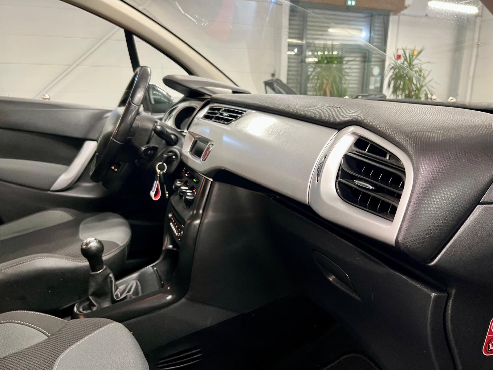 Citroën C3 II Airdream Attraction