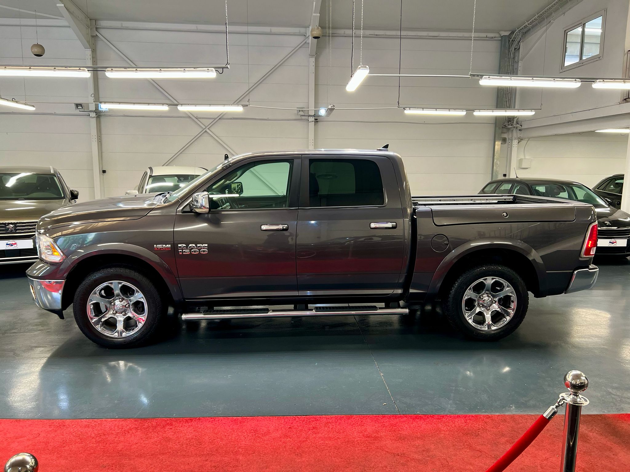Dodge RAM 1500 4×4 LARAMIE