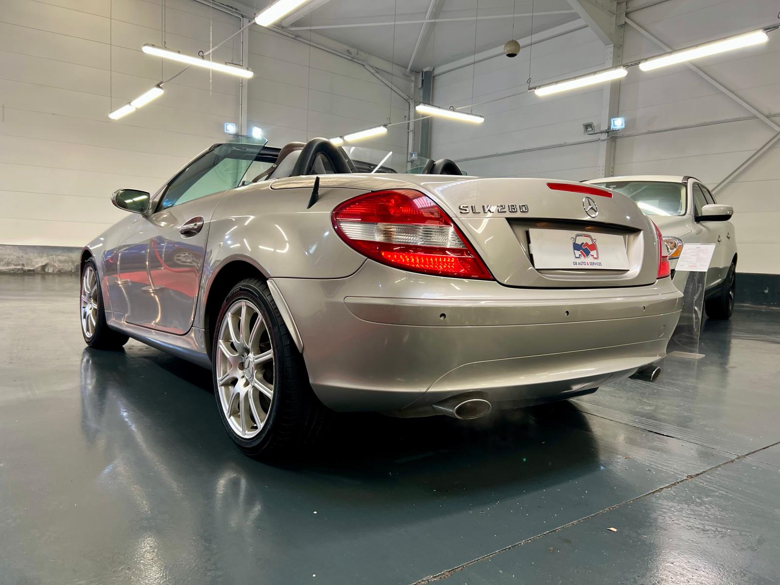 Mercedes-Benz SLK 280