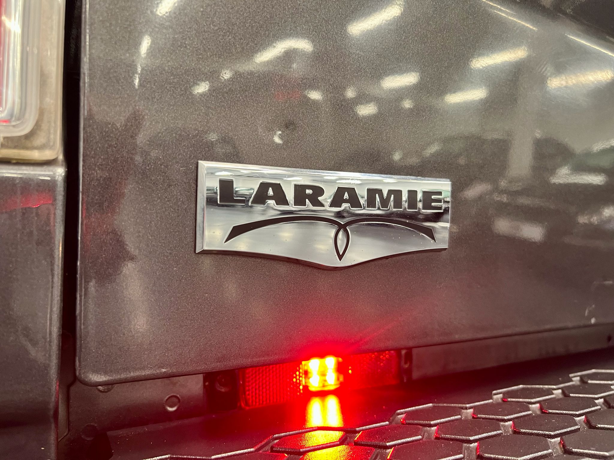 Dodge RAM 1500 4×4 LARAMIE
