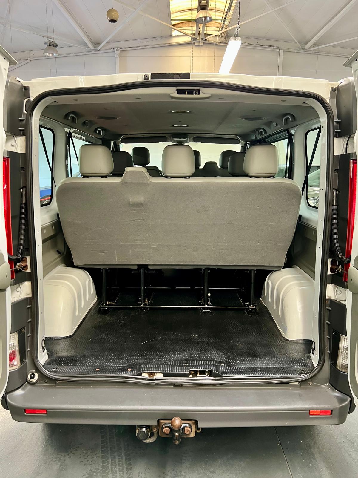 Opel Vivaro Pack Clim 9 Places