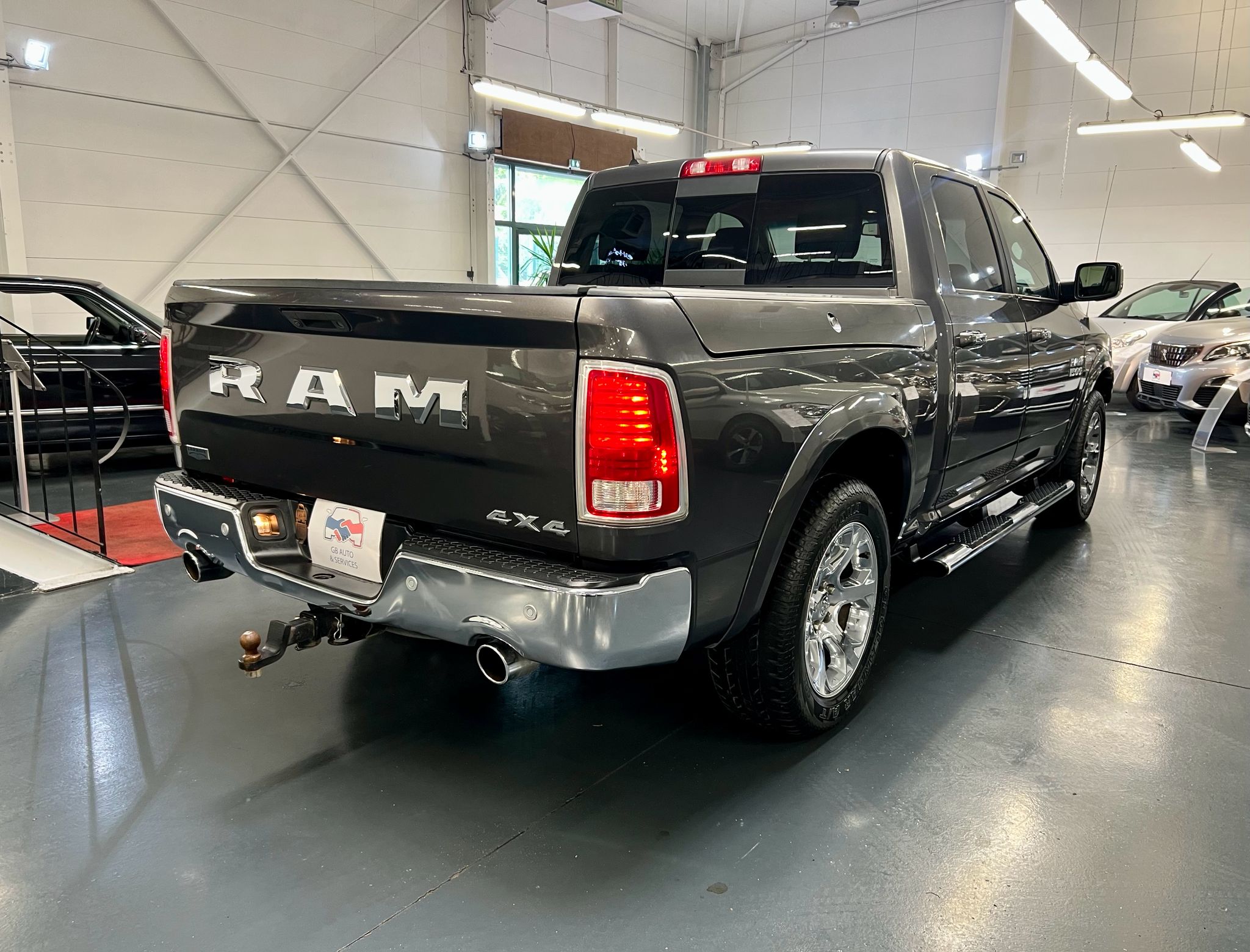 Dodge RAM 1500 4×4 LARAMIE