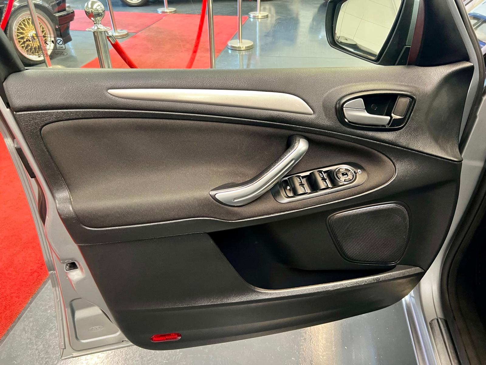 Ford Galaxy Business Navigation 7 Places