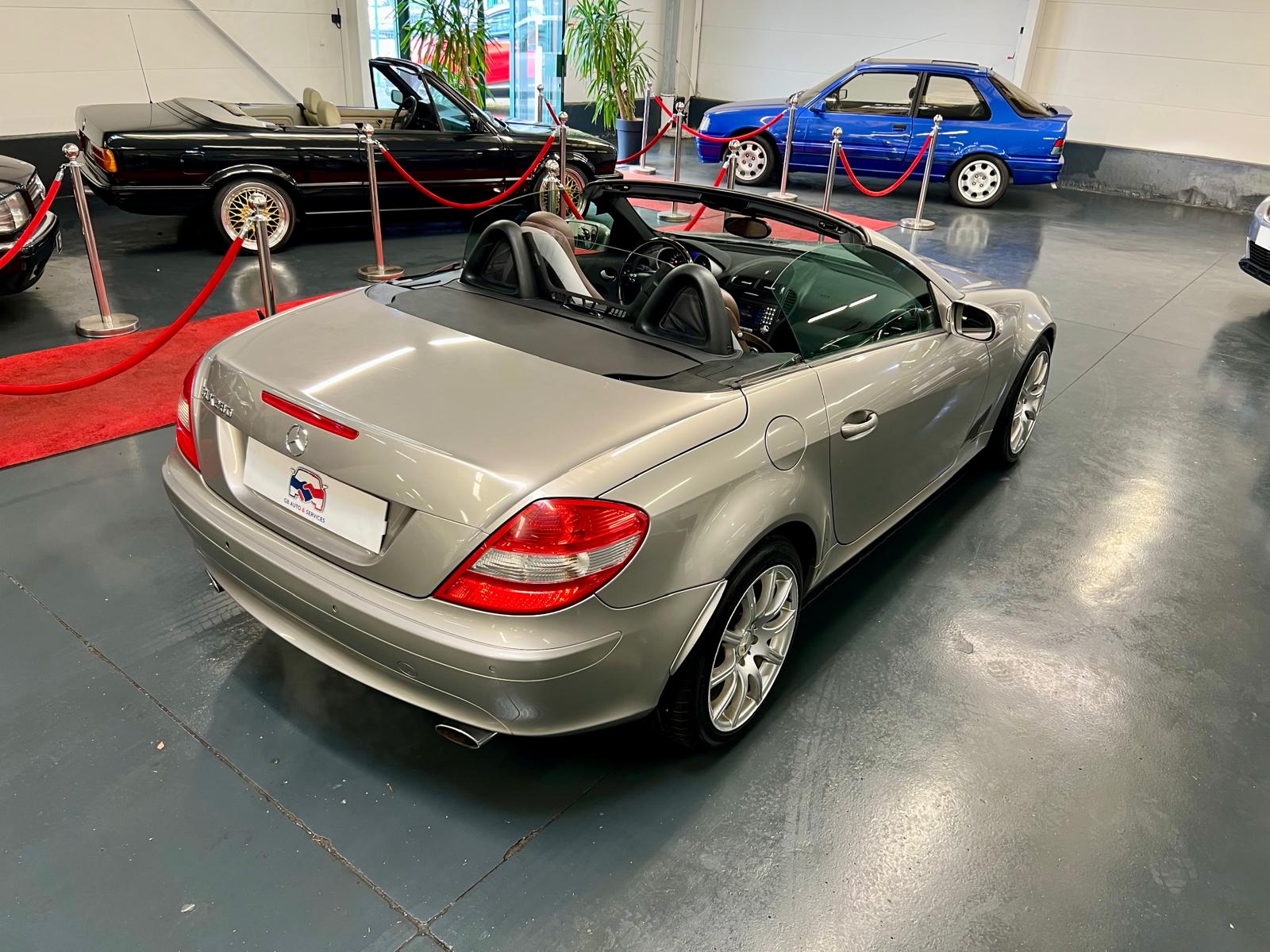 Mercedes-Benz SLK 280
