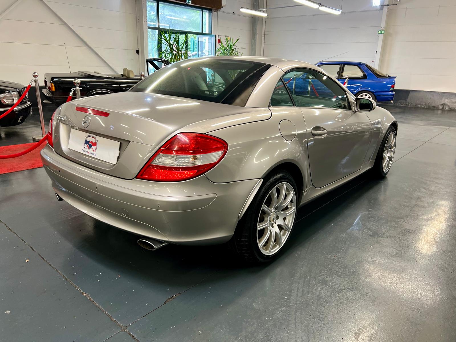Mercedes-Benz SLK 280