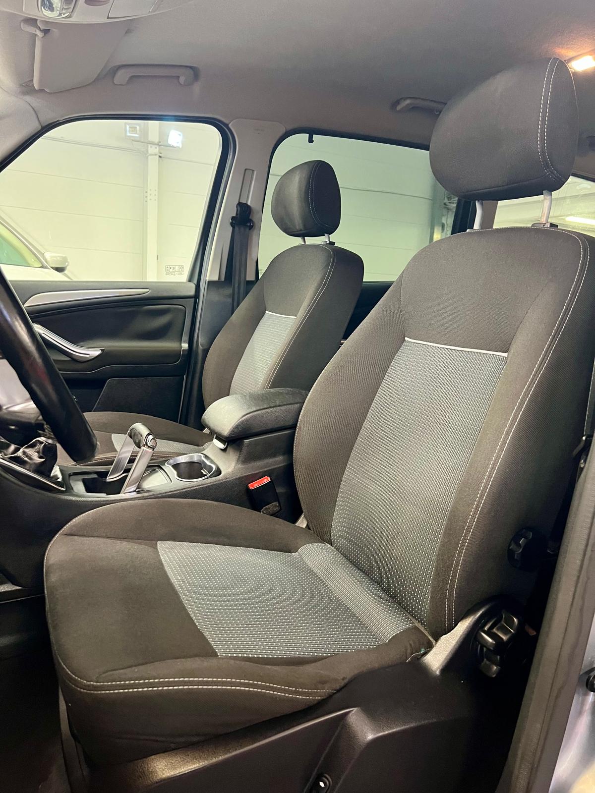 Ford Galaxy Business Navigation 7 Places