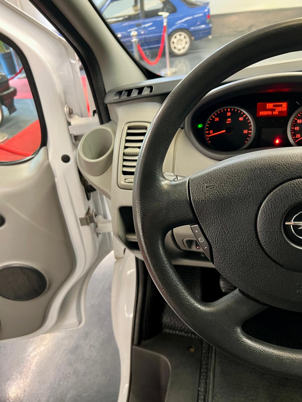 Opel Vivaro Pack Clim 9 Places