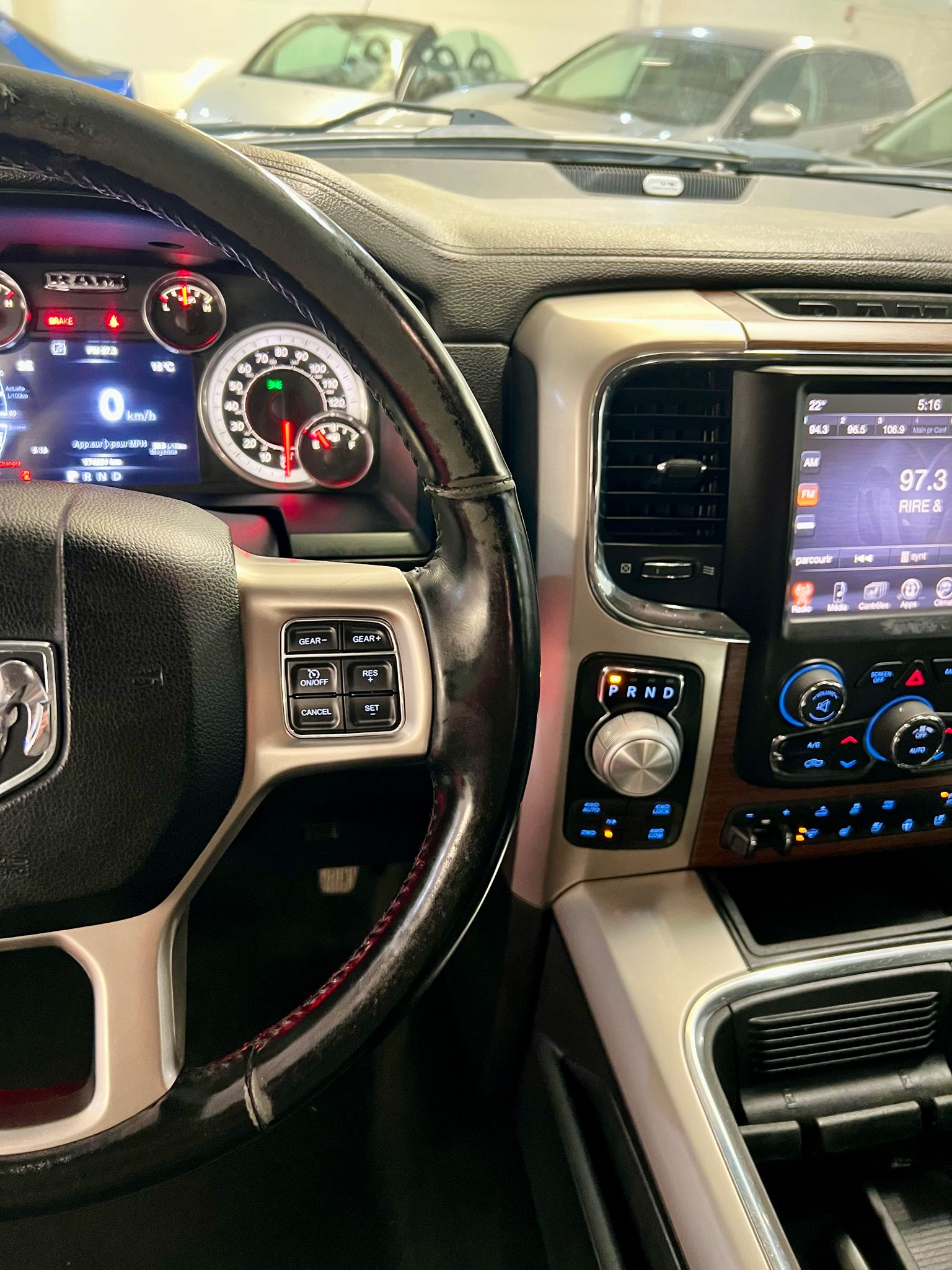 Dodge RAM 1500 4×4 LARAMIE