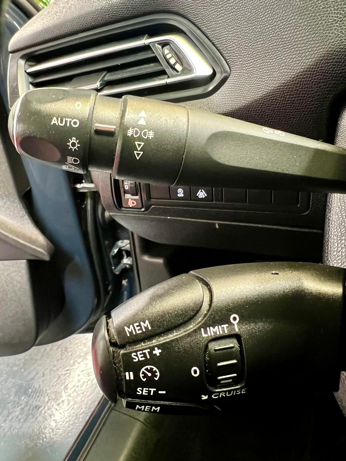Peugeot 308 SW S&S Active