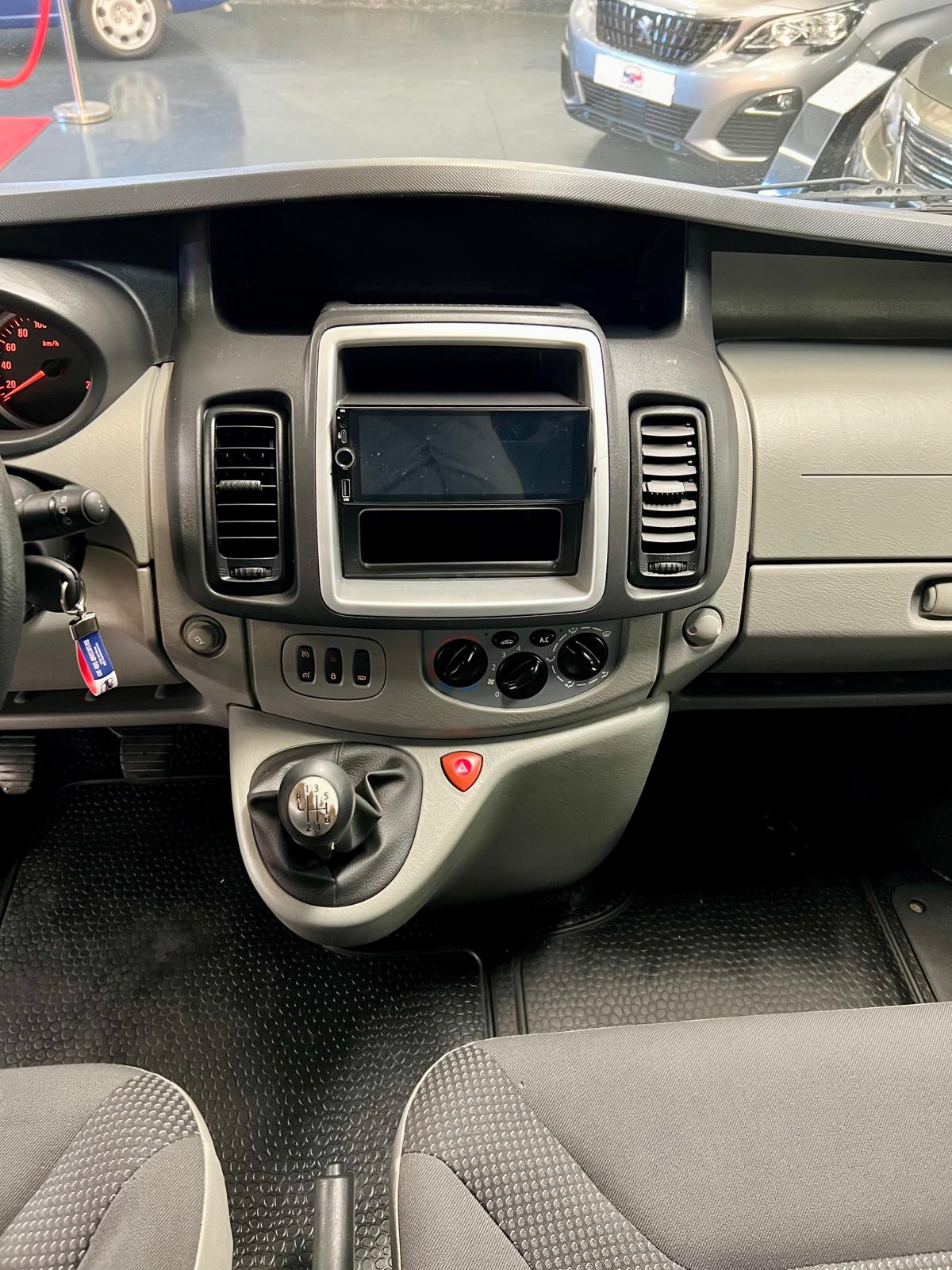 Opel Vivaro Pack Clim 9 Places