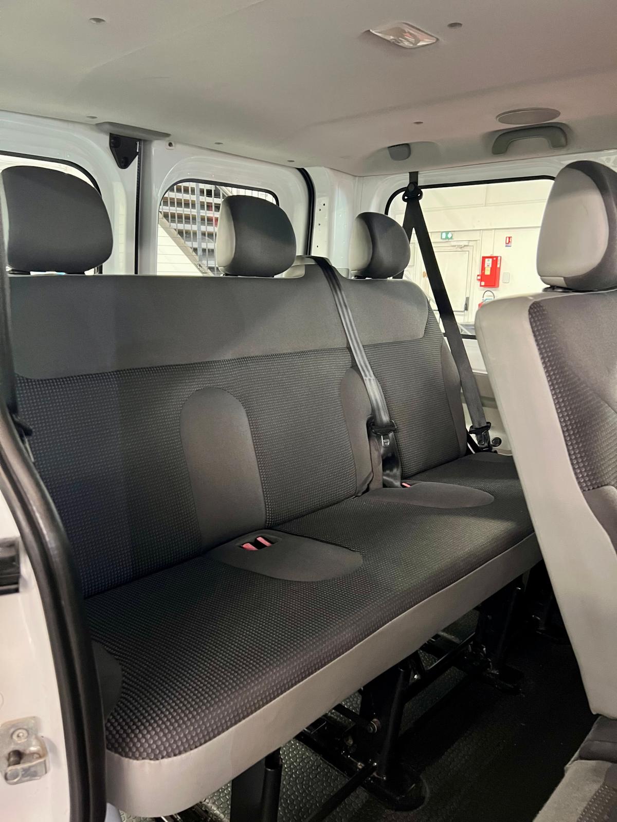 Opel Vivaro Pack Clim 9 Places