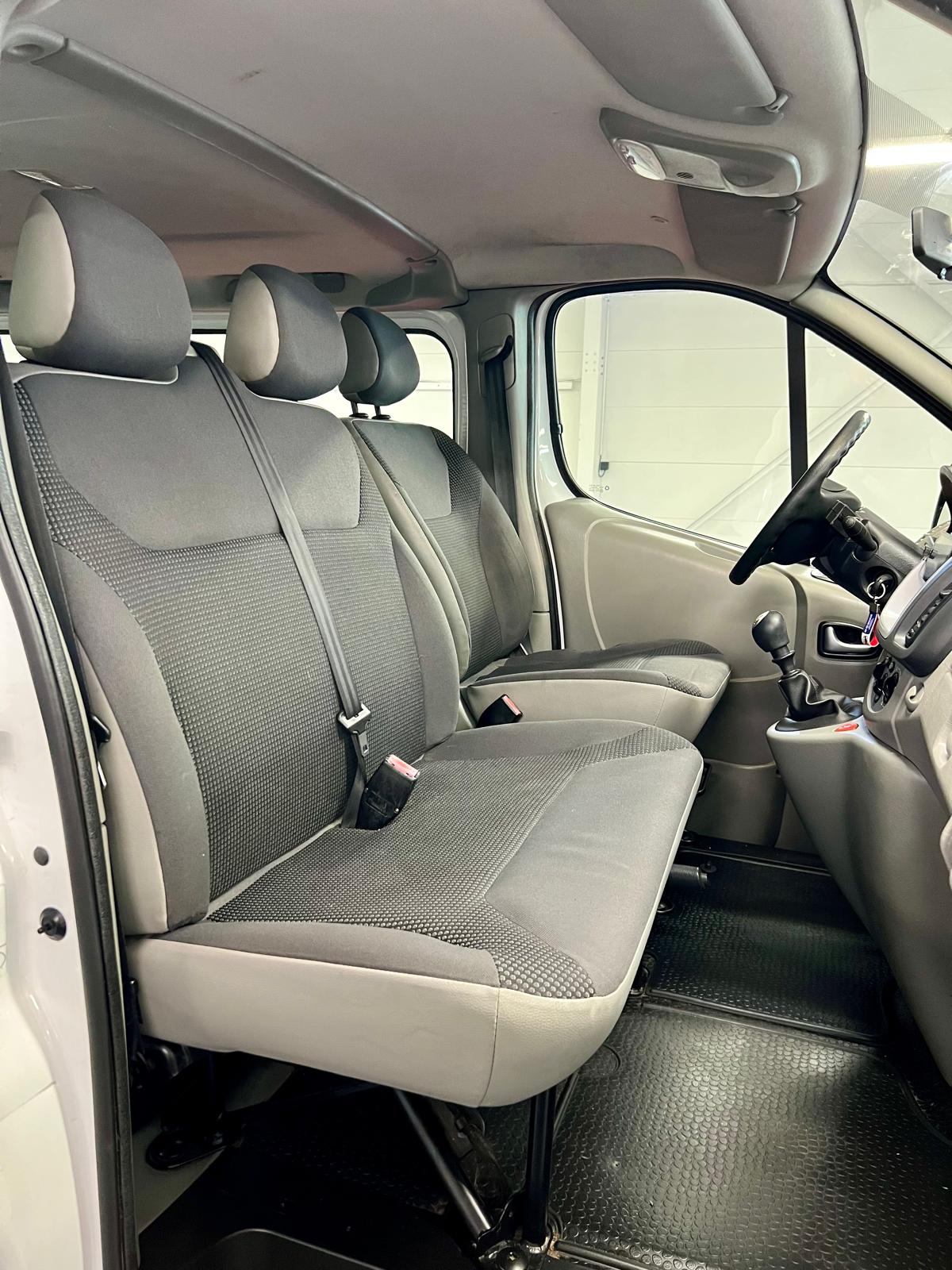 Opel Vivaro Pack Clim 9 Places