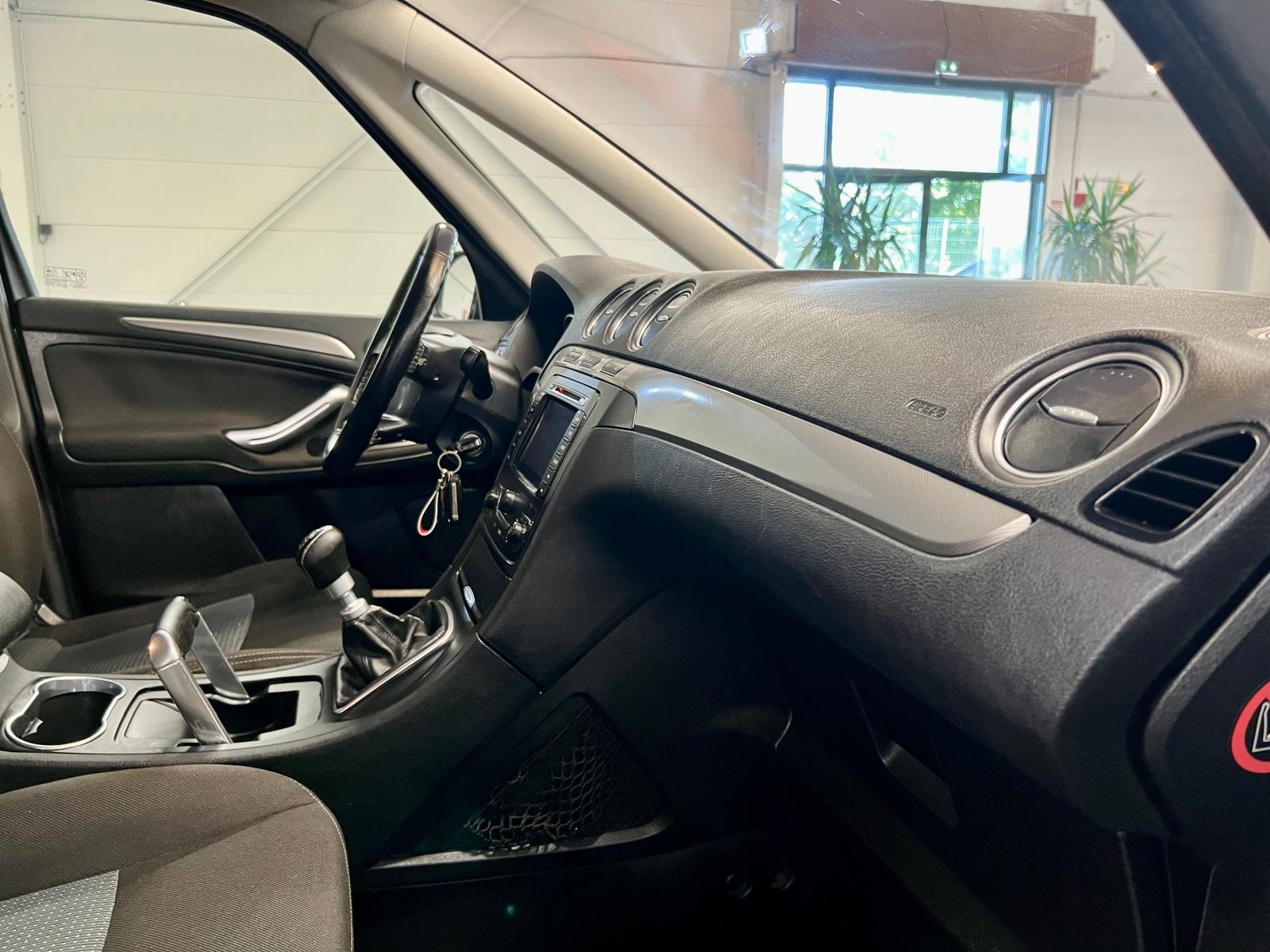 Ford Galaxy Business Navigation 7 Places