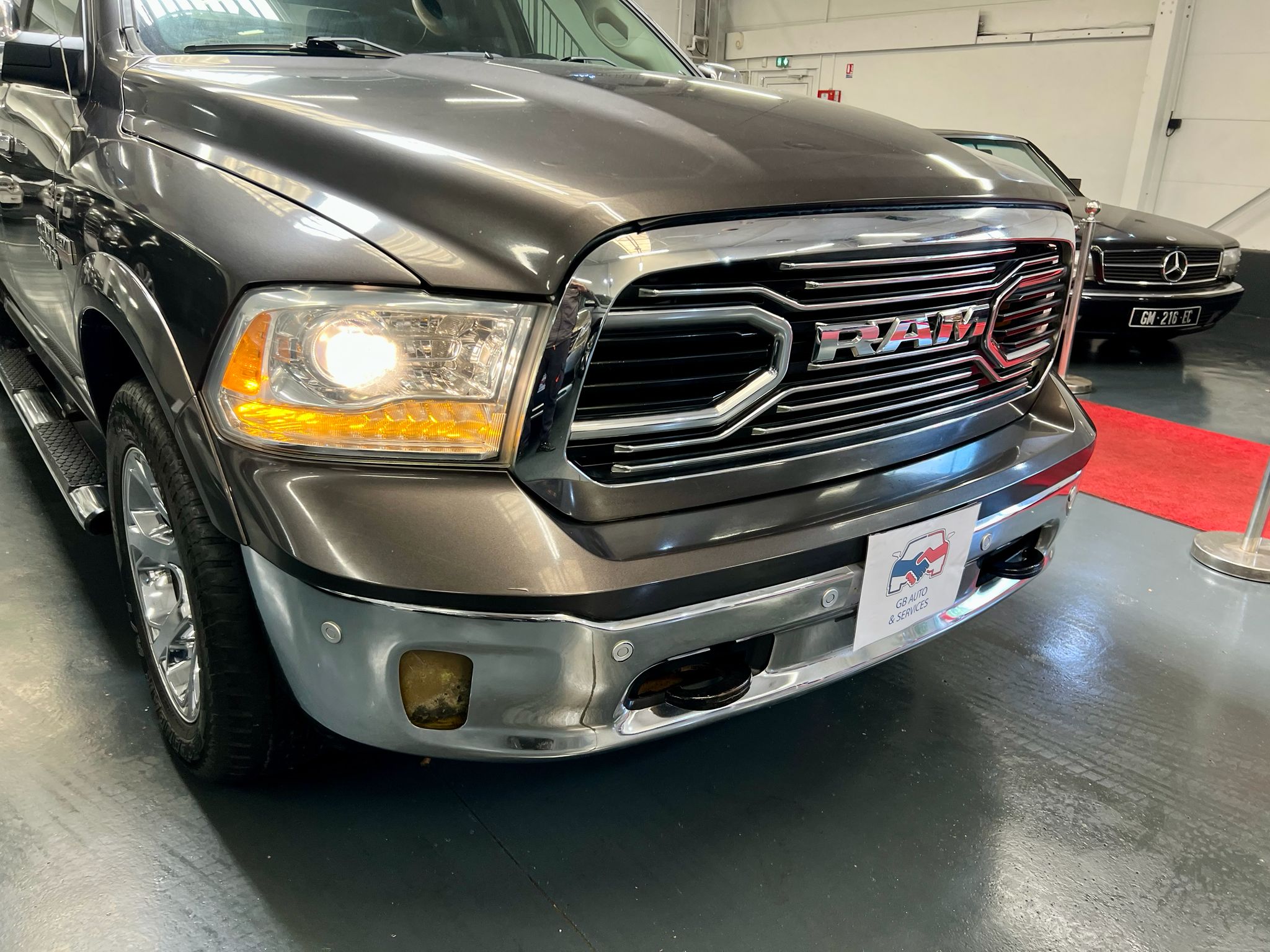 Dodge RAM 1500 4×4 LARAMIE