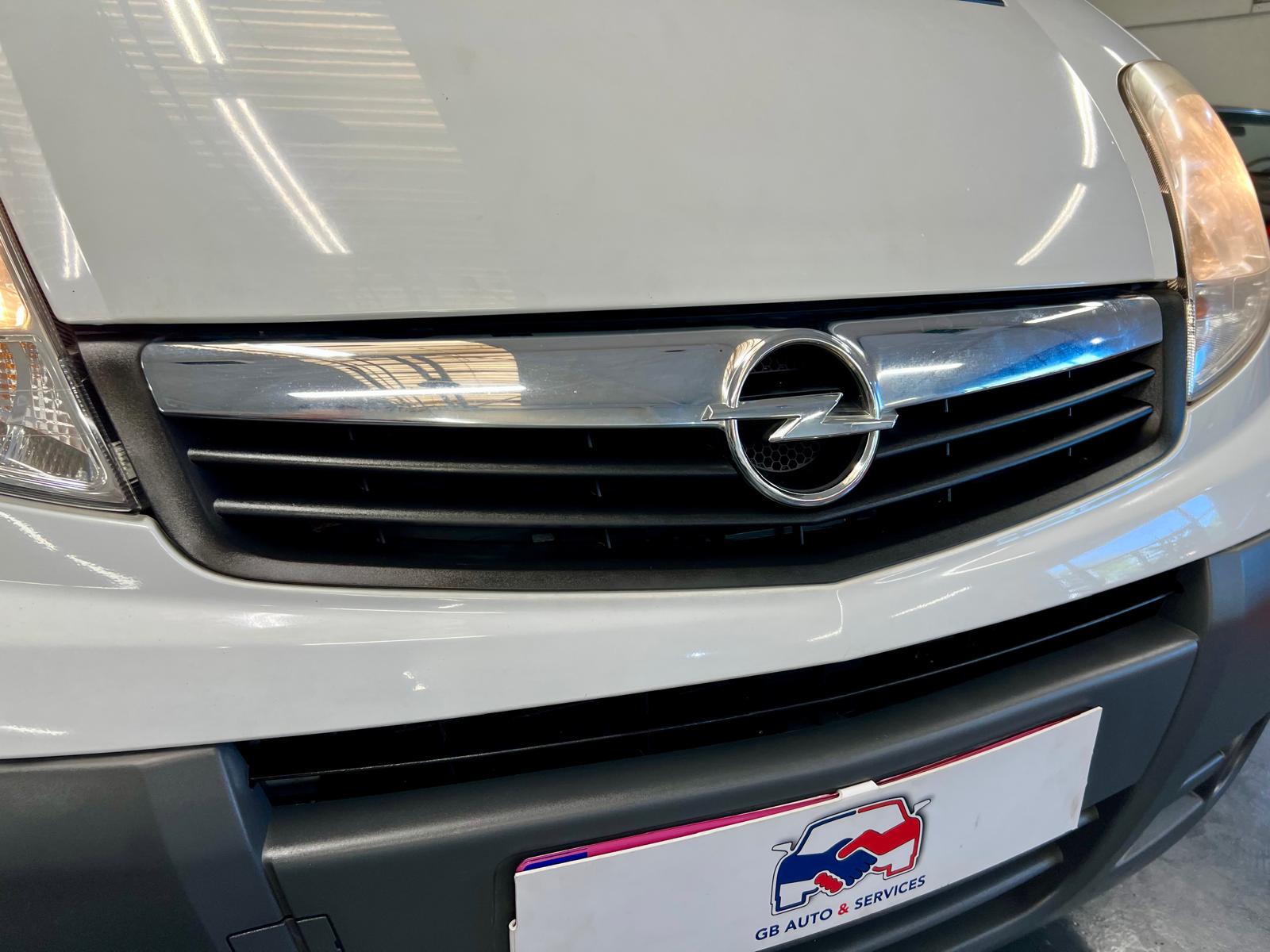 Opel Vivaro Pack Clim 9 Places